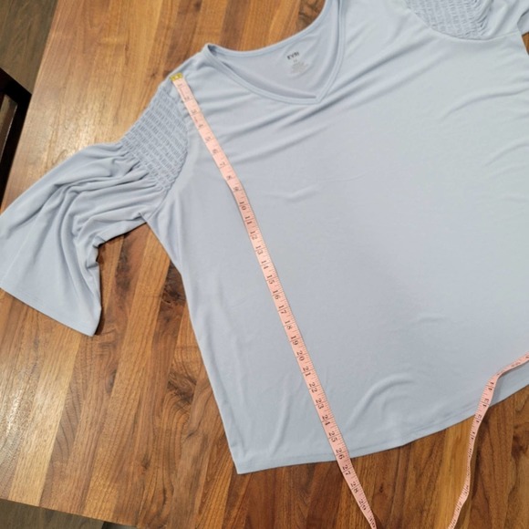 Evri Flutter Sleeve Top Size 2x - Picture 3 of 5